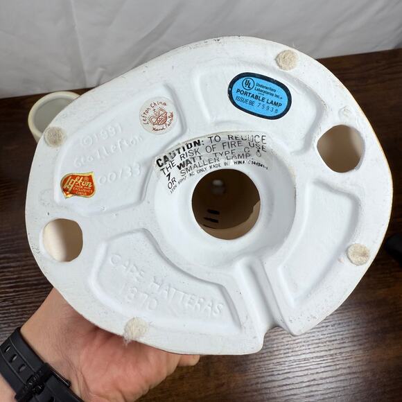 Lot of 3 Ceramic Lighthouse Collectibles – Sakura David Carter Brown - Picture 8 of 8